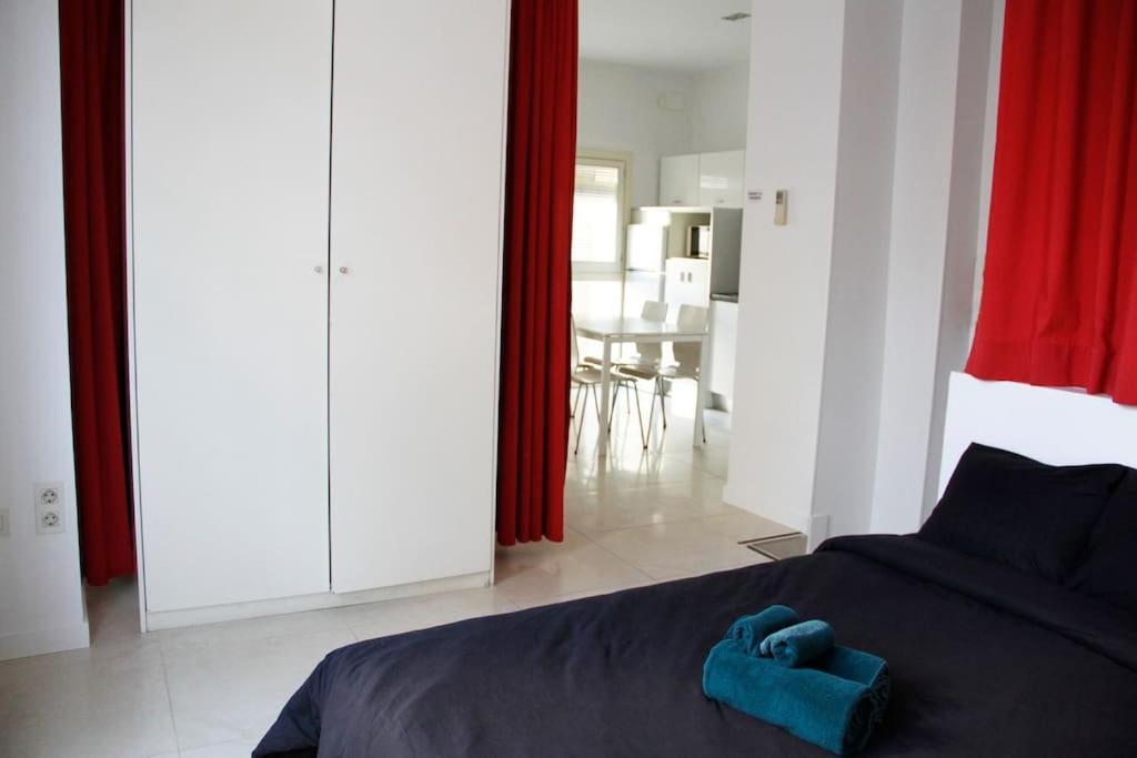 Cosy Apartment / Literally At The Foot Of Alhambra 格拉纳达 外观 照片